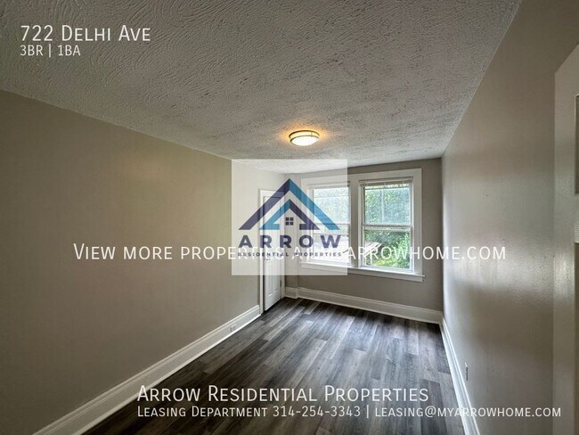 Building Photo - 722 Delhi Ave