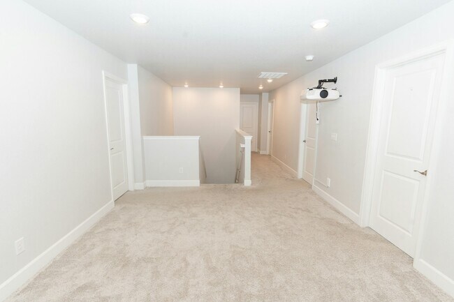 Building Photo - 13534 Tree Sparrow Ln