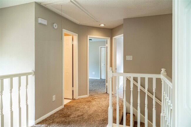 Building Photo - 3523 Ashlock Dr