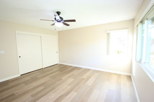 Building Photo - Charming One-Story Home in Central Ventura...