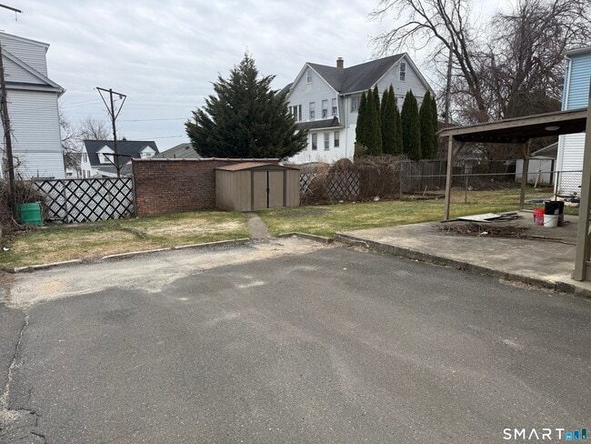 Building Photo - 59 Addison St