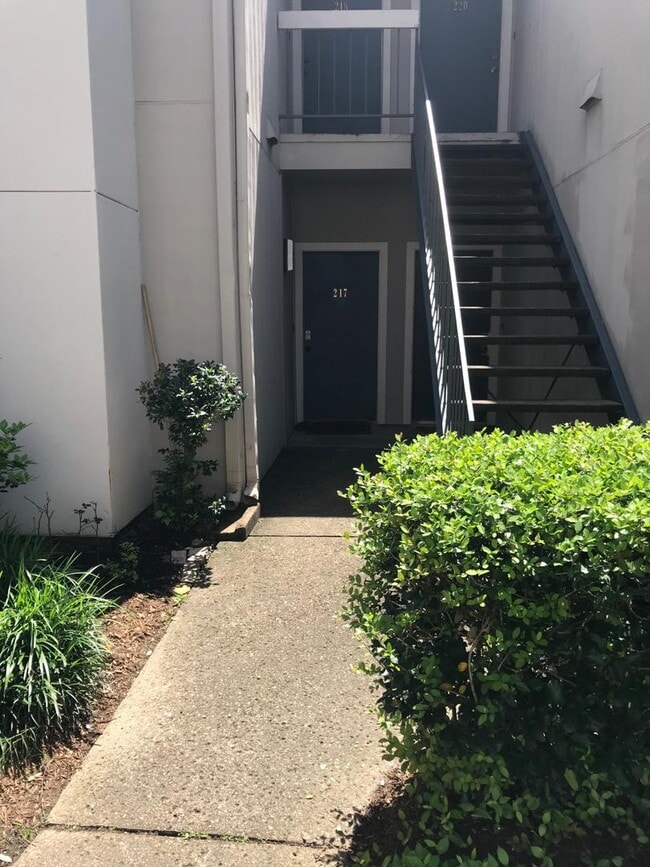 Building Photo - 7950 N Stadium Dr