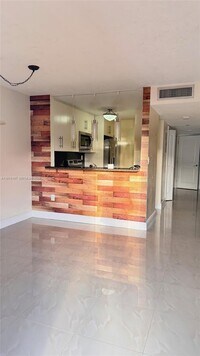 Building Photo - 15610 SW 80th St