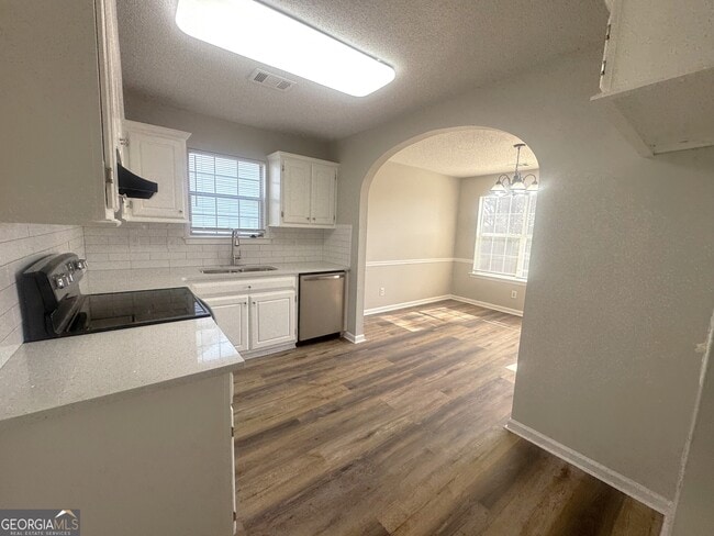 Building Photo - 112 Misty Ridge Trail