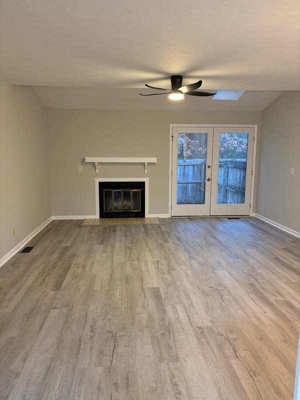 Building Photo - 1252 N Forest Dr