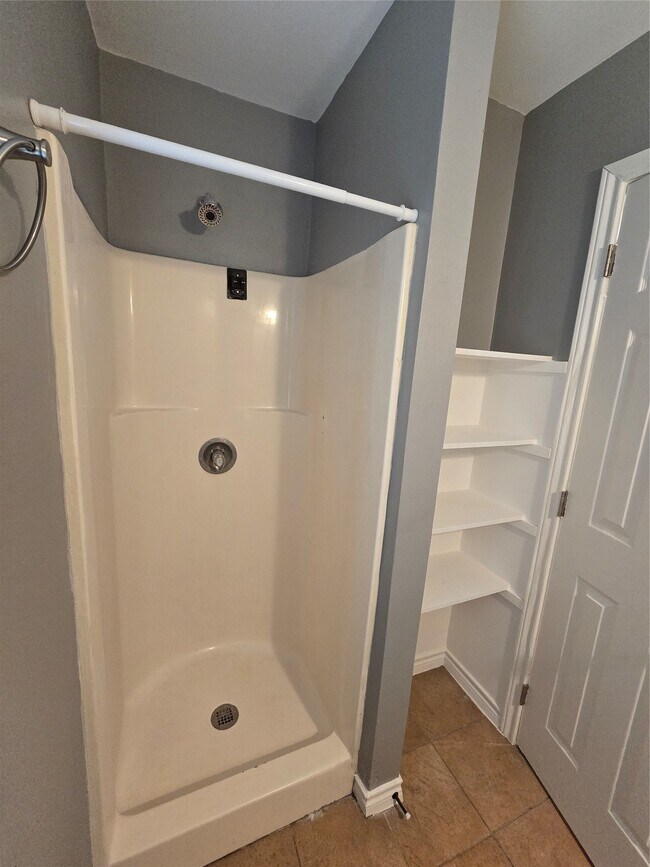 Building Photo - 3231 Angelfish Cove