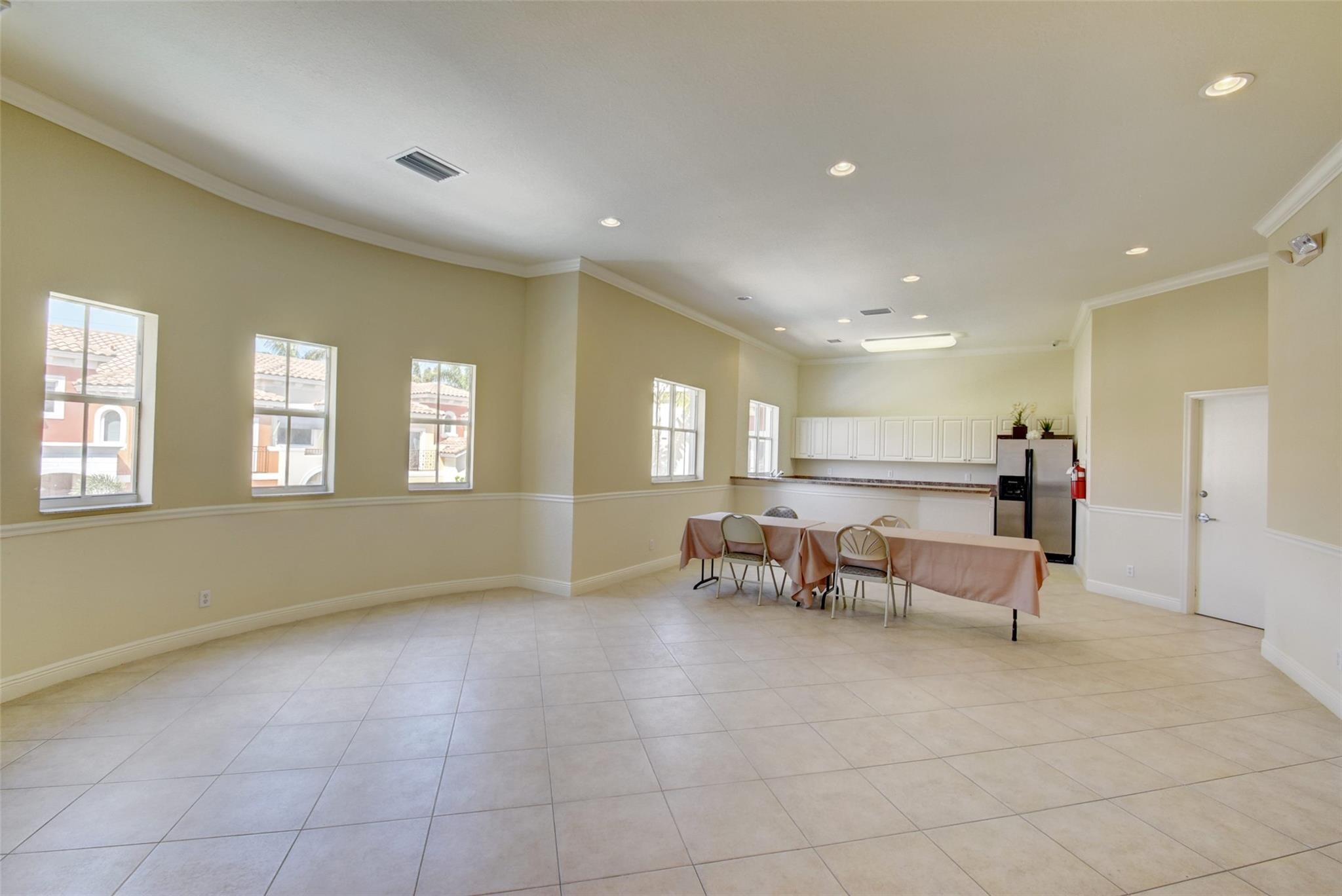 Building Photo - 1703 Coastal Bay Blvd