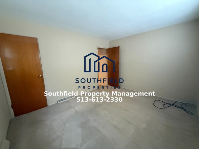 Building Photo - 7147 Bluecrest Dr