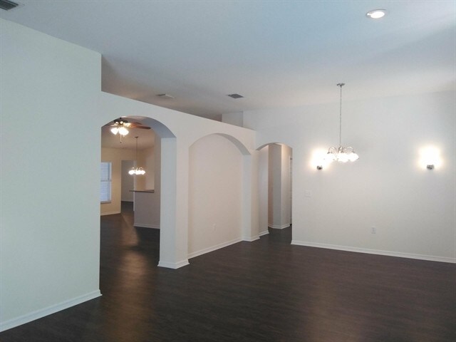Building Photo - 1443 Baythorn Dr