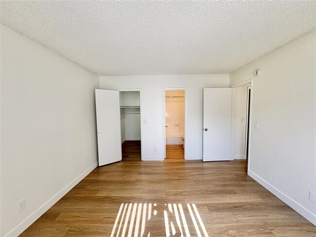 Building Photo - 7531 Baylor Dr