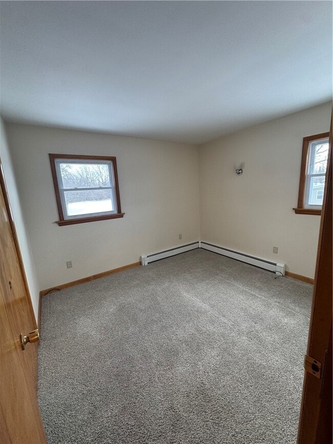 Building Photo - 82 Ridge Rd