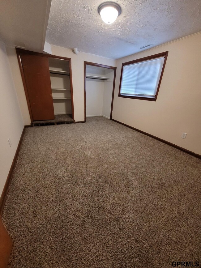 Building Photo - 908 Harrington Ave