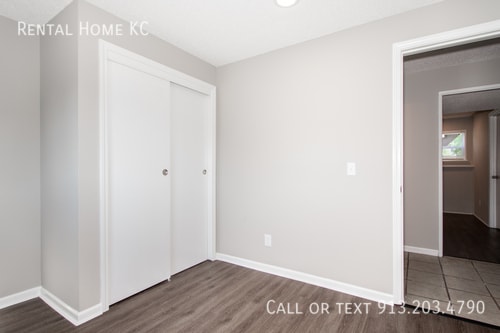 Building Photo - 1224 E Cothrell-