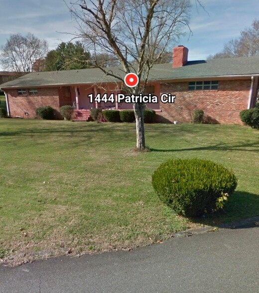 Building Photo - 1444 Patricia Cir