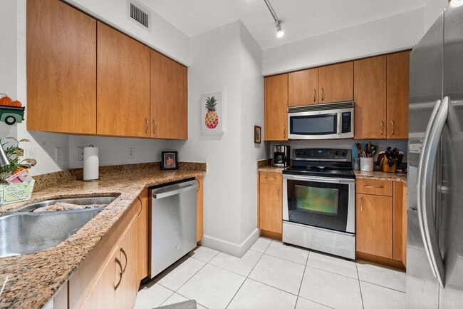 Building Photo - 1830 Radius Dr