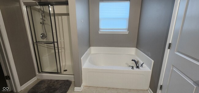 Building Photo - 5923 Edelle Dr