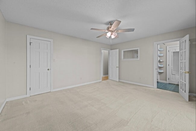 Building Photo - Waterfront Dream Home Best View in Fairfield Harbour!