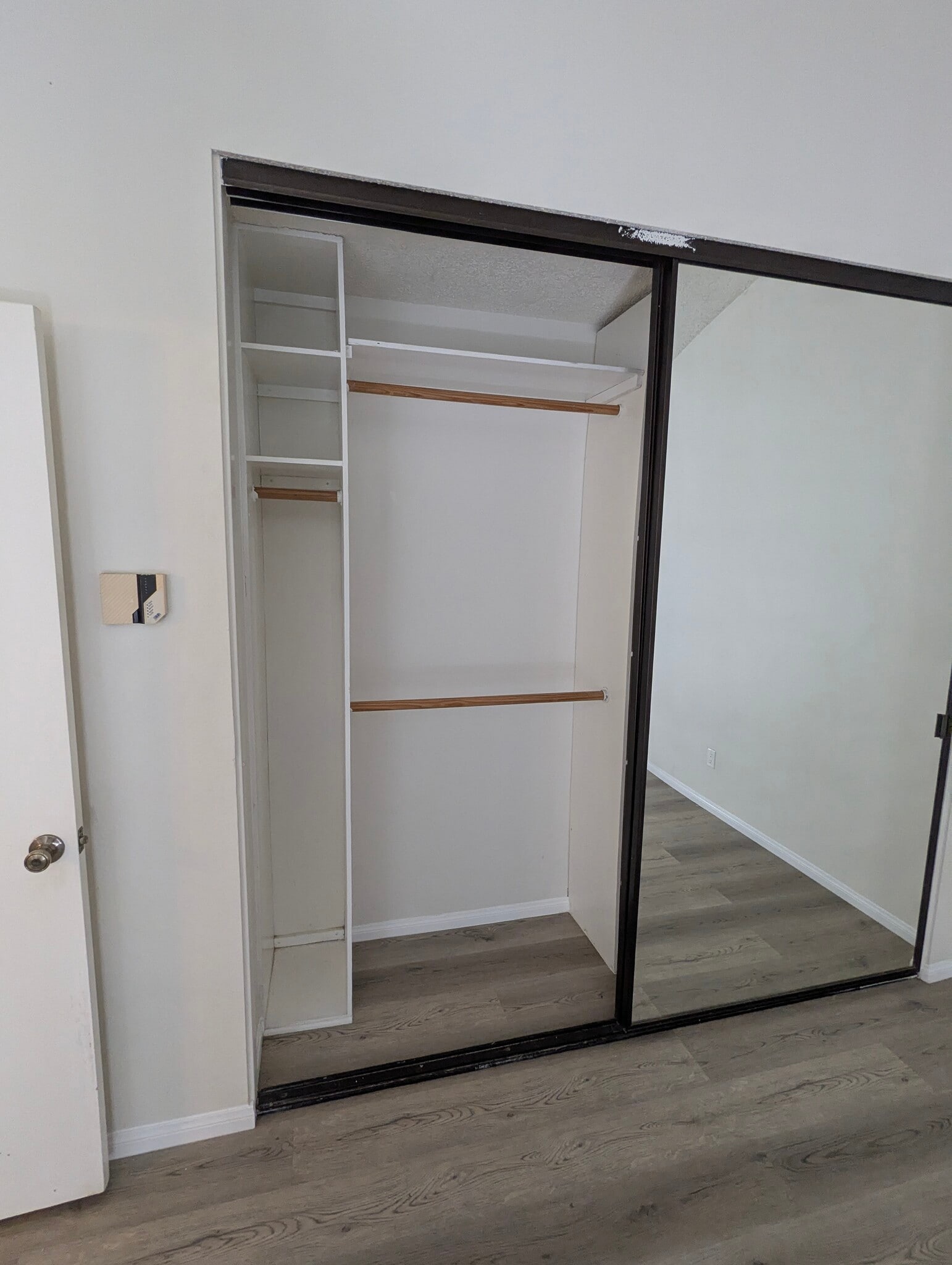 Building Photo - 137 Dogwood Ln