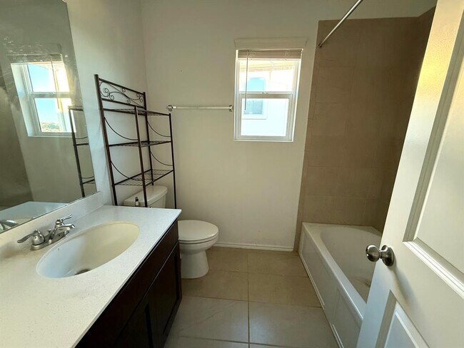 Building Photo - 8109 Copper Prairie Bend