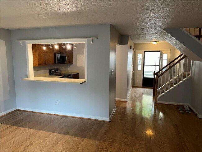 Building Photo - 6042 WinterGreen Rd NW