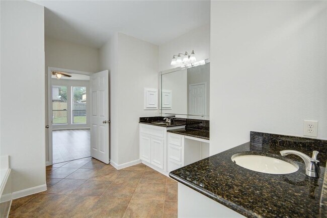 Building Photo - 26122 Salt Creek Ln