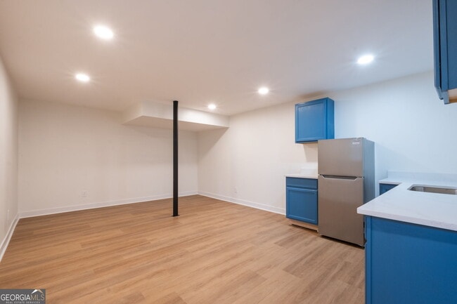 Building Photo - 2688 Benton Dr
