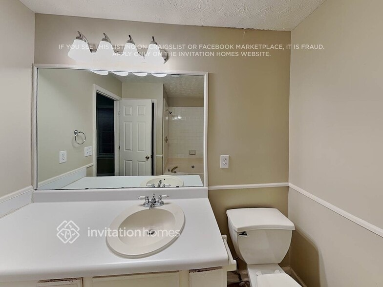Building Photo - 1285 Norwalk Trce
