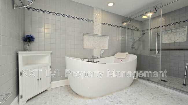 Building Photo - 2317 SW 44th Terrace