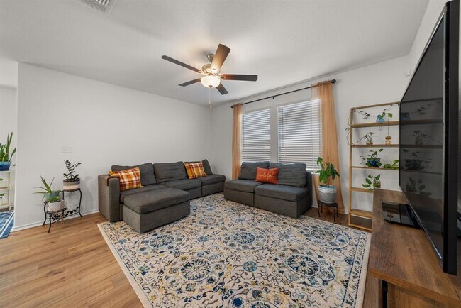 Building Photo - 7204 Sparkling Light Dr
