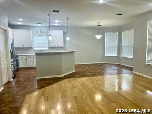Building Photo - 324 Willow Loop