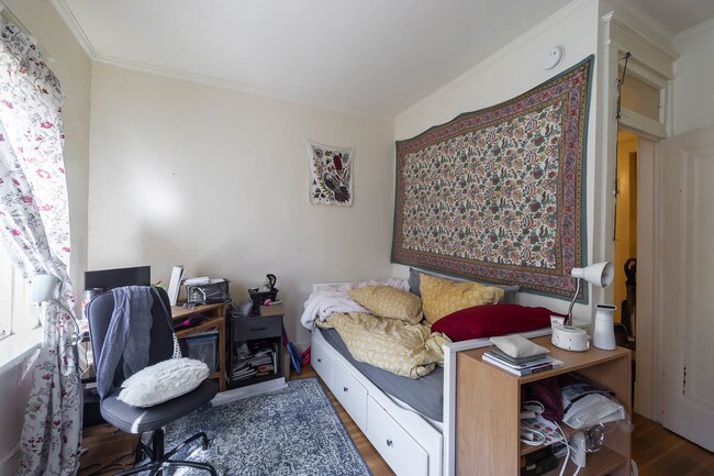 Building Photo - 3204 Porter St NW