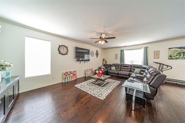 Building Photo - 906 Penny Royal Ct