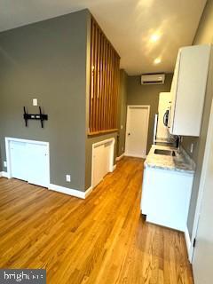 Building Photo - 425 N Market St