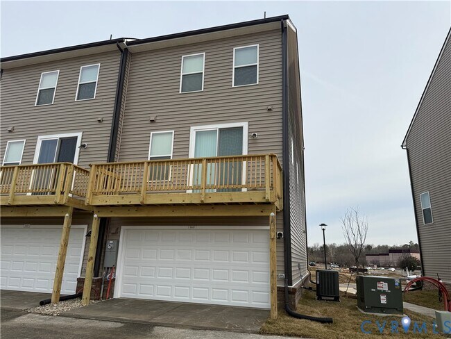 Building Photo - 9440 Alquist St