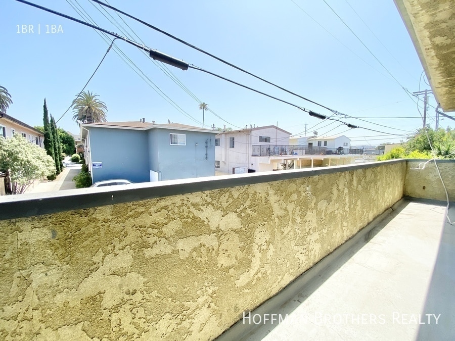 Building Photo - 3671 Midvale Ave