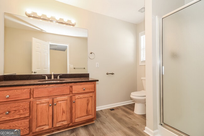 Building Photo - 13 Windrush Dr