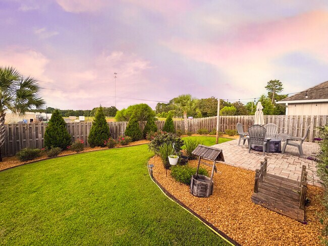 Building Photo - 5772 Conley Ct