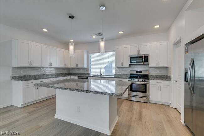 Building Photo - 8048 Haywood Estate Ave