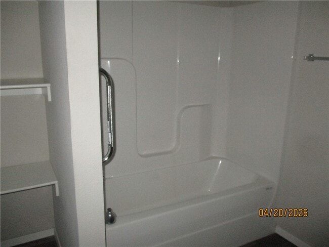 Building Photo - 904 S Excelsior Dr