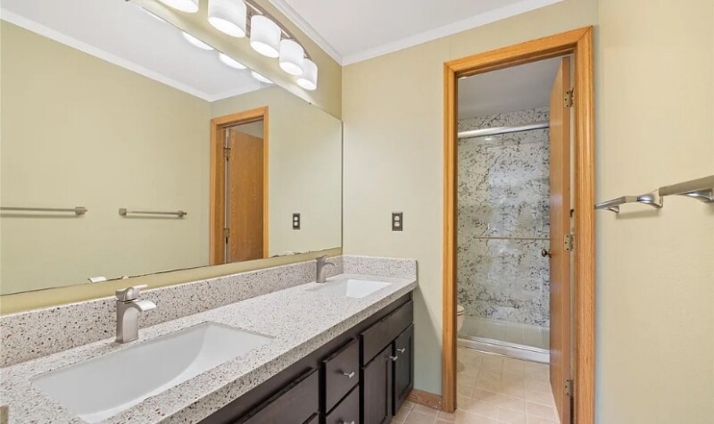 Building Photo - 5708 204th St Ct E