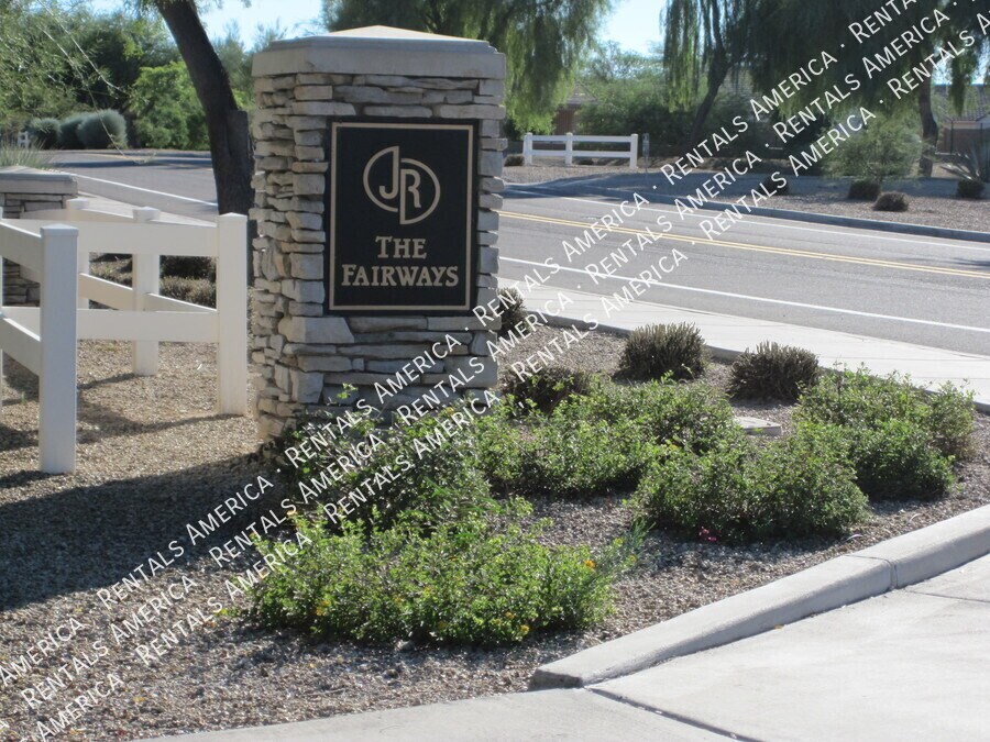 Building Photo - 30740 Maple Chase Dr