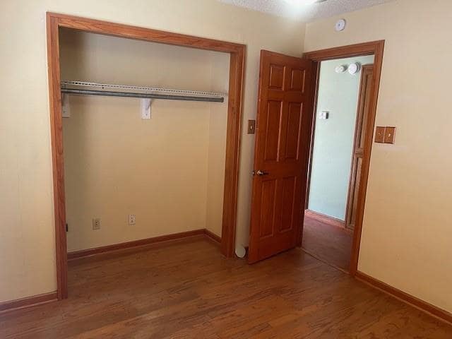 Building Photo - 1014 Mack Pl