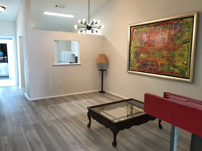 dining room - 5845 Willow Leaf Ct