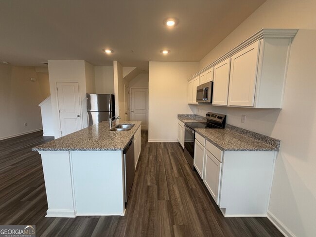 Building Photo - 1205 Fagiolo St