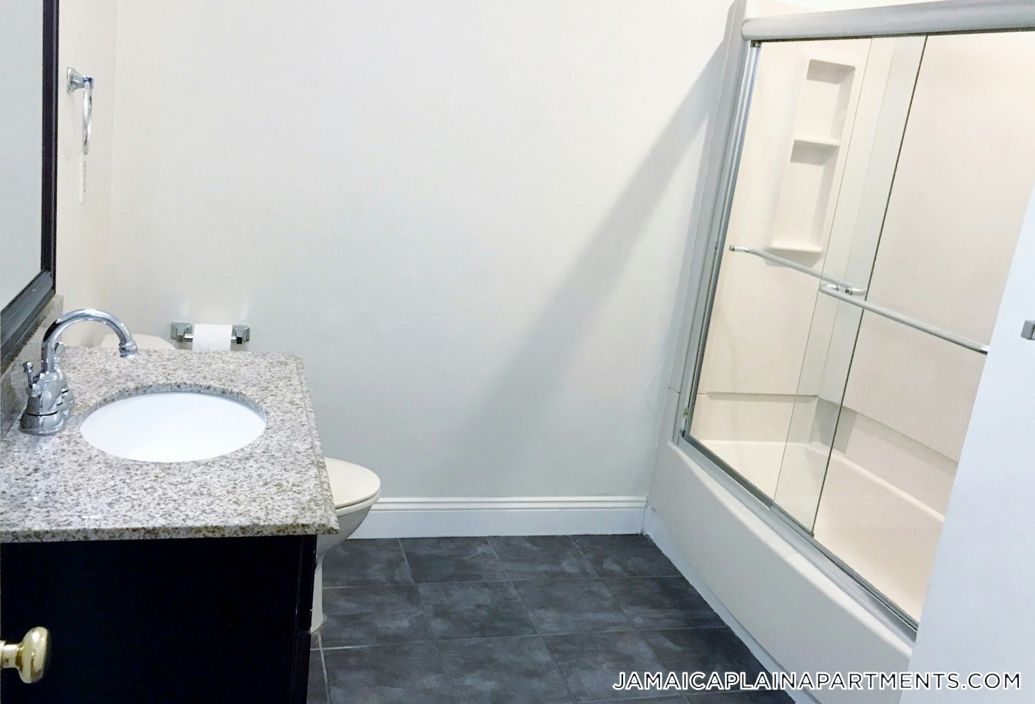 Building Photo - 108 Hyde Park Ave