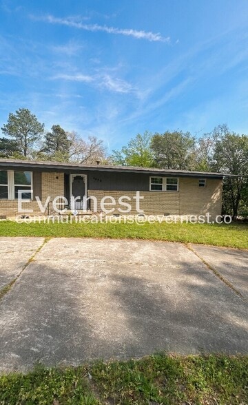 Building Photo - 4806 Gum Springs Rd