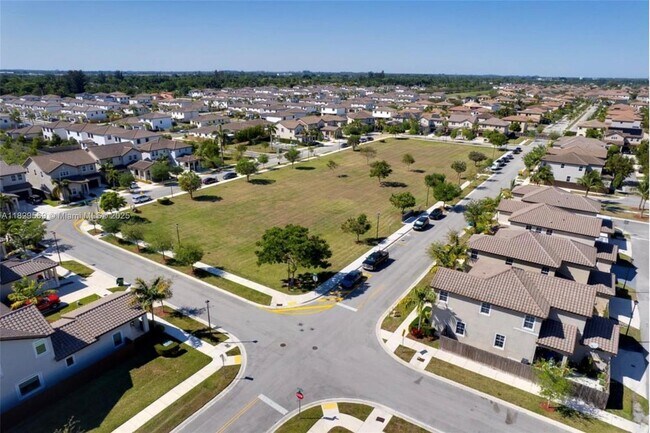 Building Photo - 11763 SW 246 Terrace