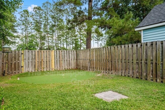 Building Photo - 7430 Northgate Dr