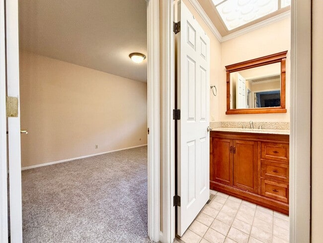 Building Photo - 1163 Grand Teton Dr