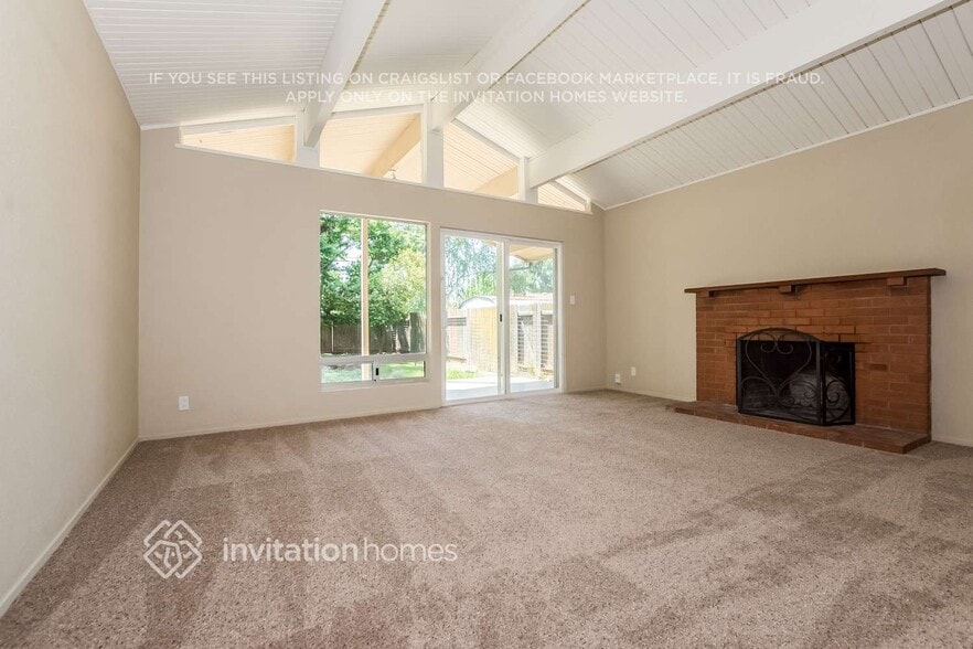 Building Photo - 10208 La Presa Way